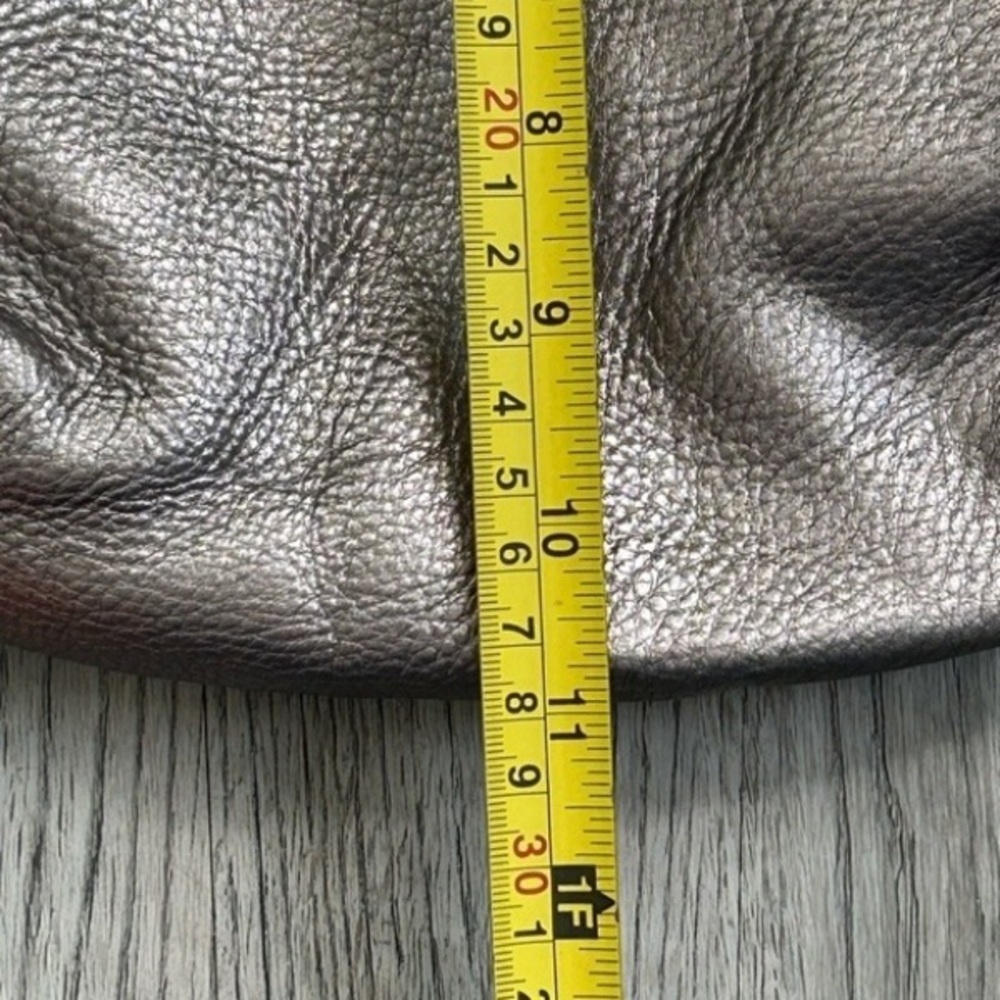 Stylish Women's Leather Crossbody Bag - Gray and Cream - Picture 3 of 6